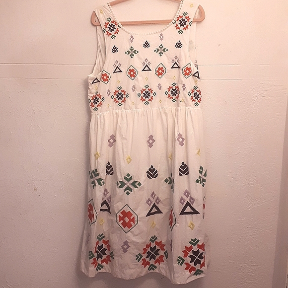 Anthropologie Dresses & Skirts - Embroidery Cotton Dress